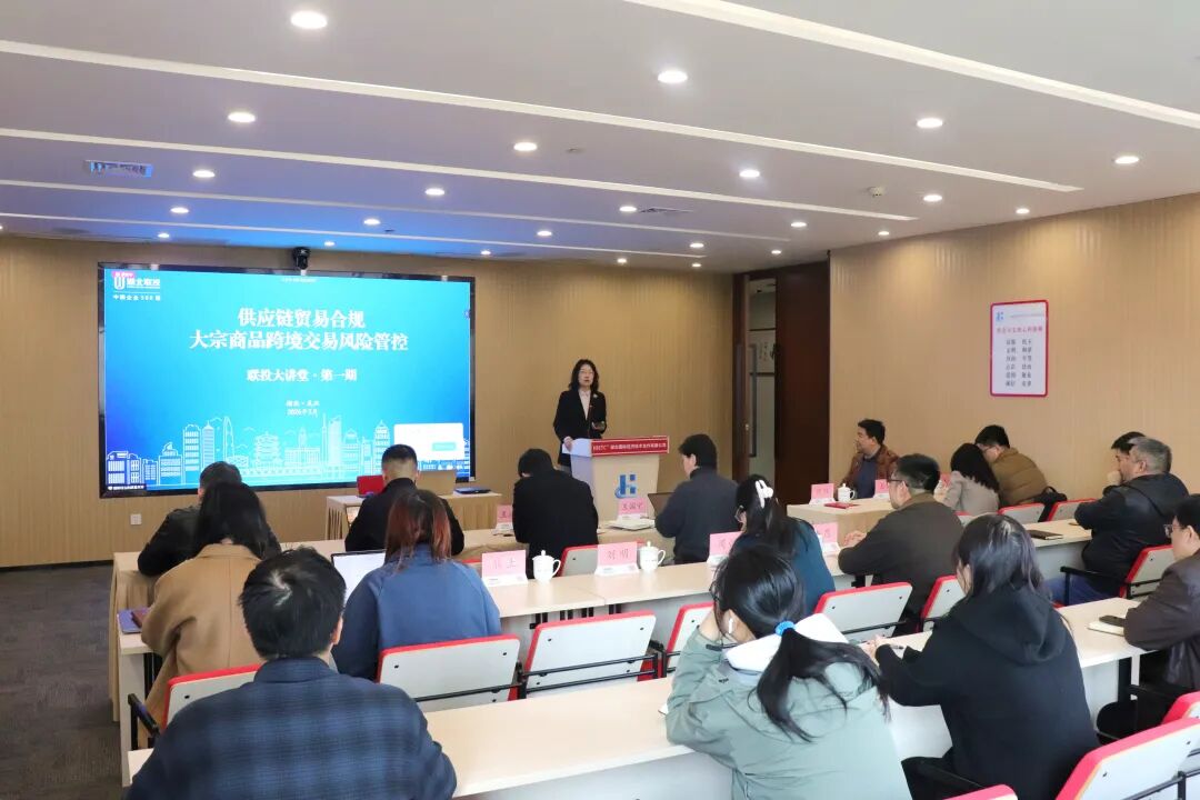 pg����ģ����(�й���)�ٷ���վ